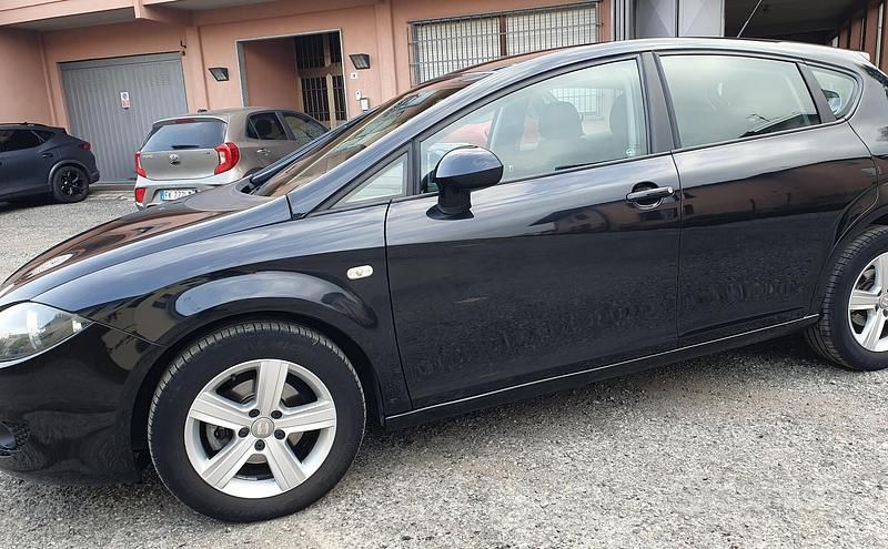 Occasion Seat Leon 90 ch (66 kW) 2013 Noir Berline