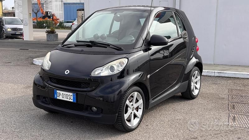 Usata Smart ForTwo Cabrio Passion 45 CV (33 kW) 2008 Nero Cabrio