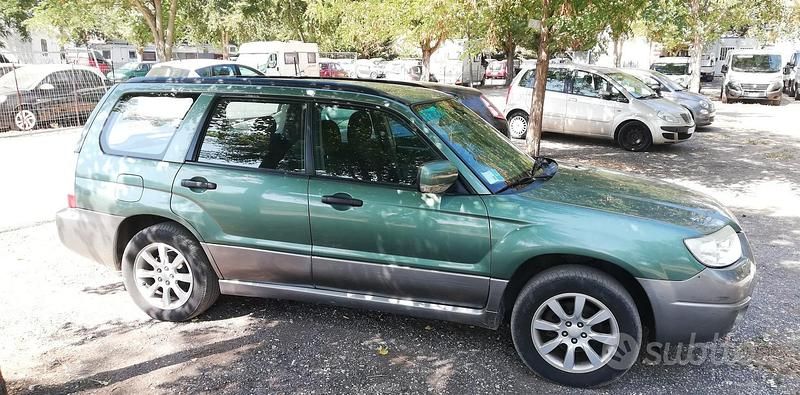 Usata Subaru Forester 2006 Verde SUV