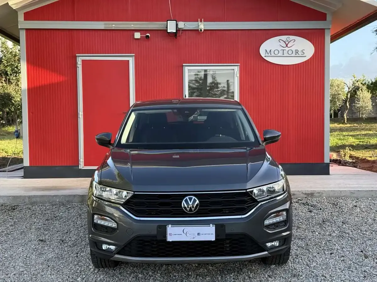 Usata VW T-Roc Sportline 150 CV (110 kW) 2021 Grigio SUV