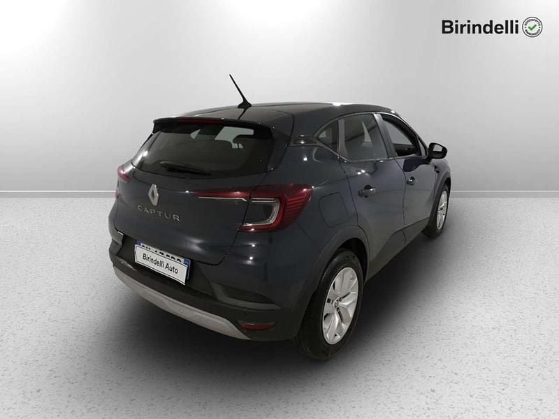Usata Renault Captur Equilibre 91 CV (66 kW) 2022 Blu marine pastello SUV
