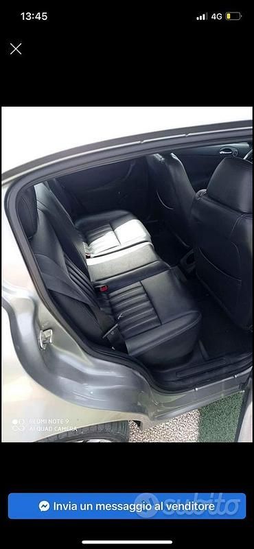 Usata Alfa Romeo 147 120 CV (88 kW) 2007 Grigio Utilitaria