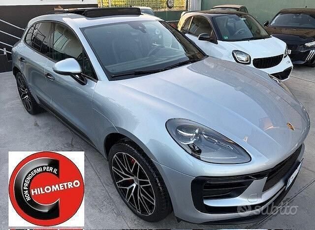 Nero Usata 2023 Porsche Macan SUV | 72.000 € (Buon prezzo) - Immagine 1/4