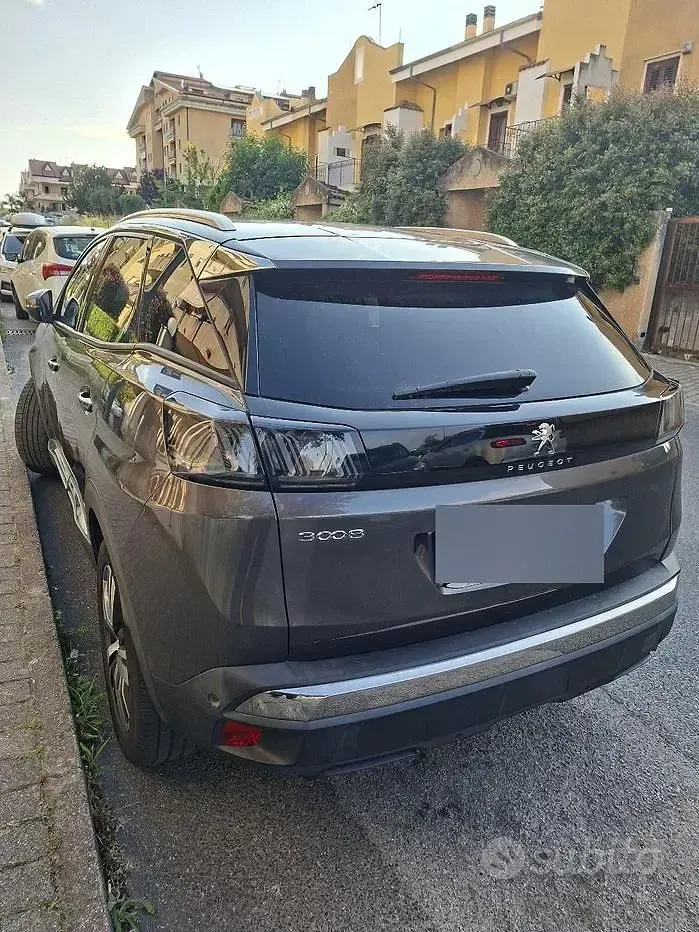Usata Peugeot 3008 Allure 131 CV (96 kW) 2021 Grigio SUV