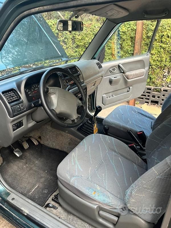 Usata Suzuki Jimny 80 CV (58 kW) 2002 SUV