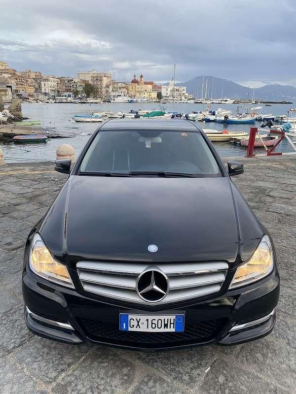 Usata Mercedes C180 120 CV (88 kW) 2013 Berlina