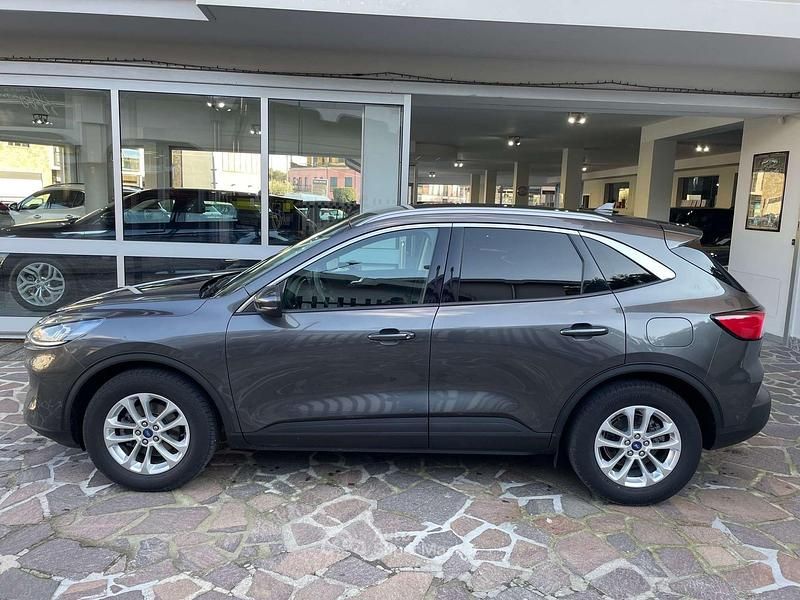 Usata Ford Kuga Business Edition 120 CV (88 kW) 2021 Magnetic grey SUV