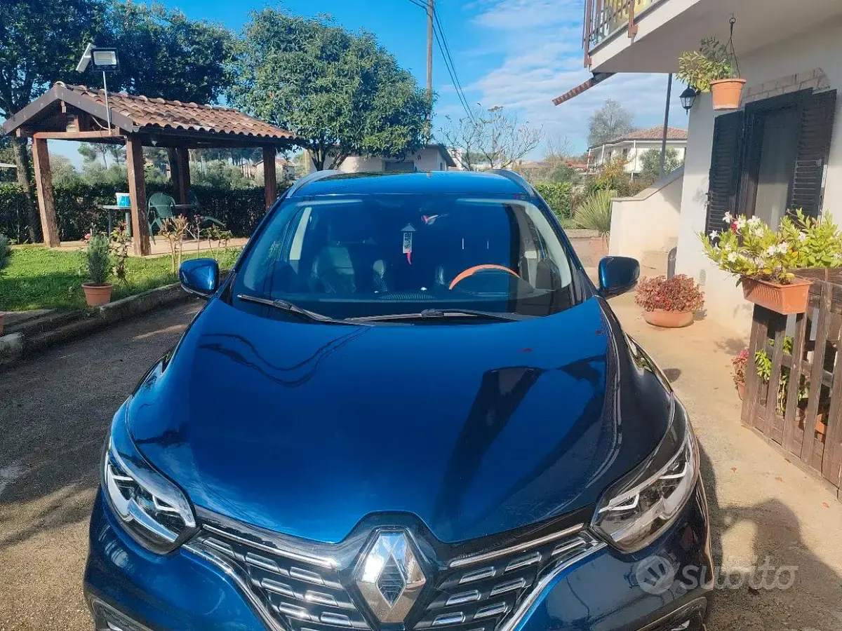 Usata Renault Kadjar 116 CV (85 kW) 2020 Blu SUV