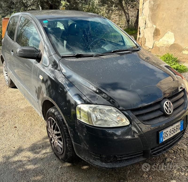 Usata VW Fox 54 CV (39 kW) 2008 Grigio Utilitaria