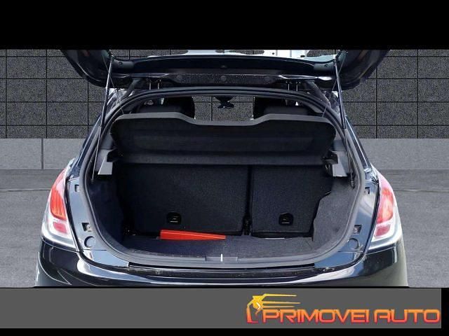 Usata Lancia Ypsilon Gold 69 CV (50 kW) 2024 Nero Utilitaria