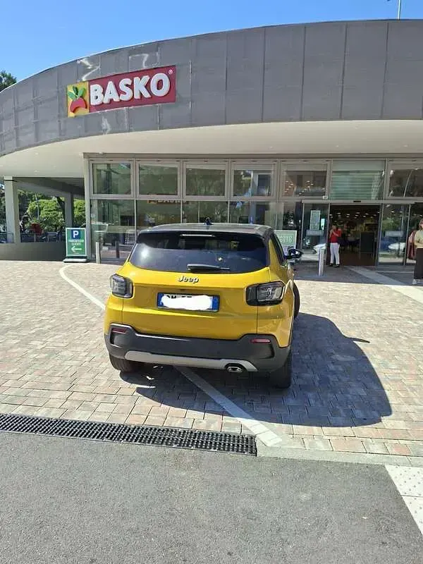 Usata Jeep Avenger Summit 101 CV (74 kW) 2023 SUV