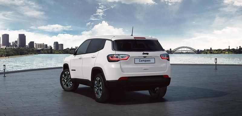 Usata Jeep Compass Limited 131 CV (96 kW) 2024 Bianco SUV