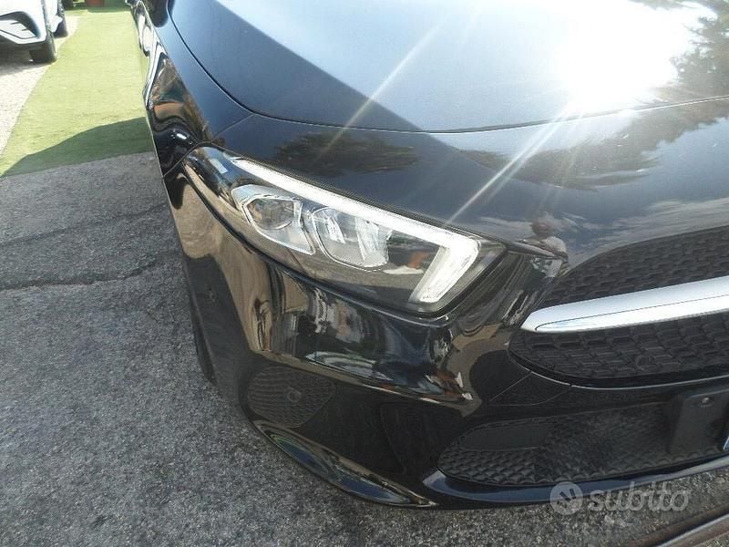 Usata Mercedes A160 Business 109 CV (80 kW) 2019 Nero Berlina