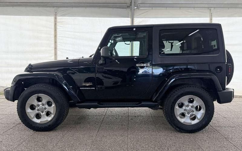 Usata Jeep Wrangler Sahara 200 CV (147 kW) 2015 Nero SUV