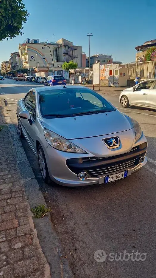 Usata Peugeot 207 CC 109 CV (80 kW) 2007 Cabrio