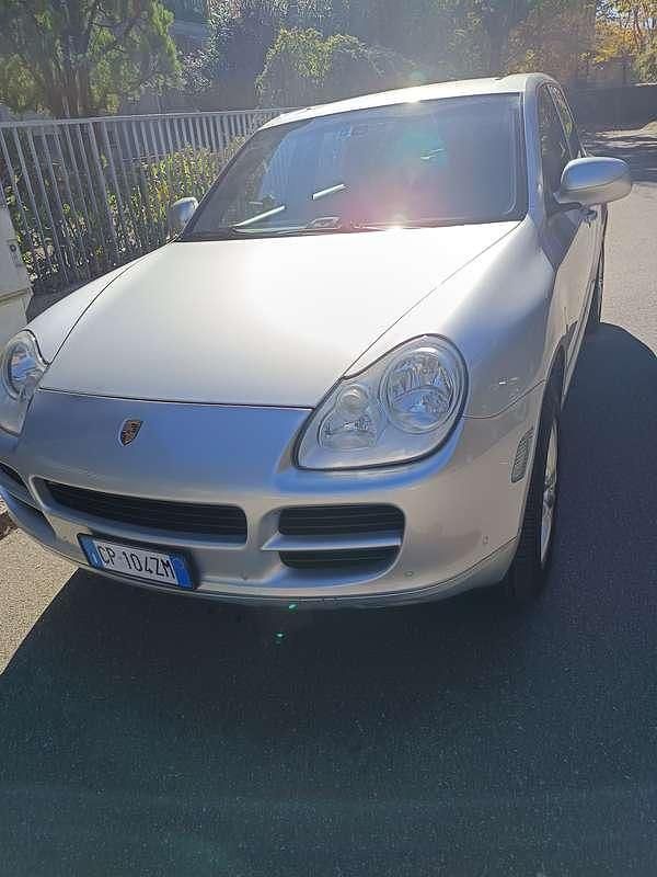Usata Porsche Cayenne 250 CV (183 kW) 2004 Argento SUV