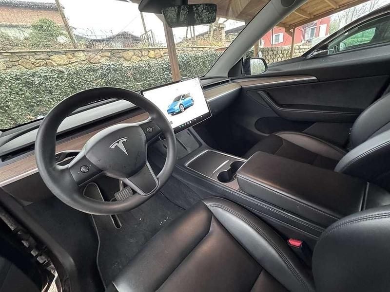 Usata 2024 Tesla Model Y RWD SUV | 29.500 € (Super prezzo) - Immagine 1/4
