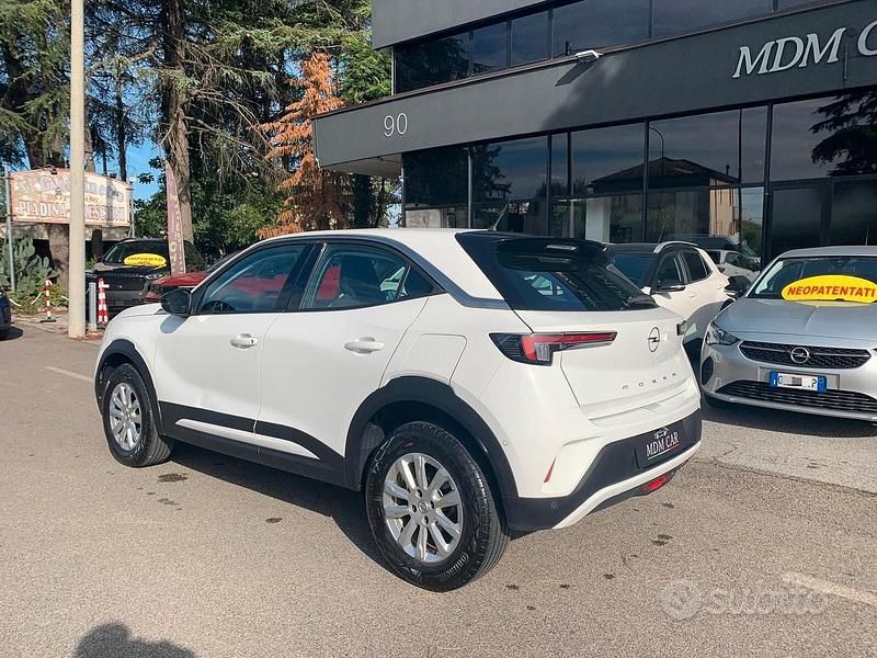 Usata Opel Mokka Edition 101 CV (74 kW) 2022 Bianco SUV