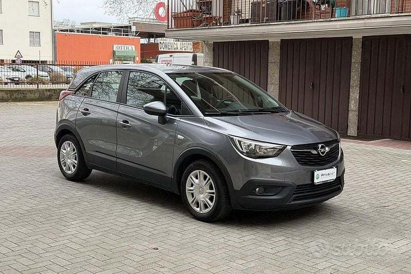 Usata Opel Crossland X 82 CV (60 kW) 2018 Grigio SUV