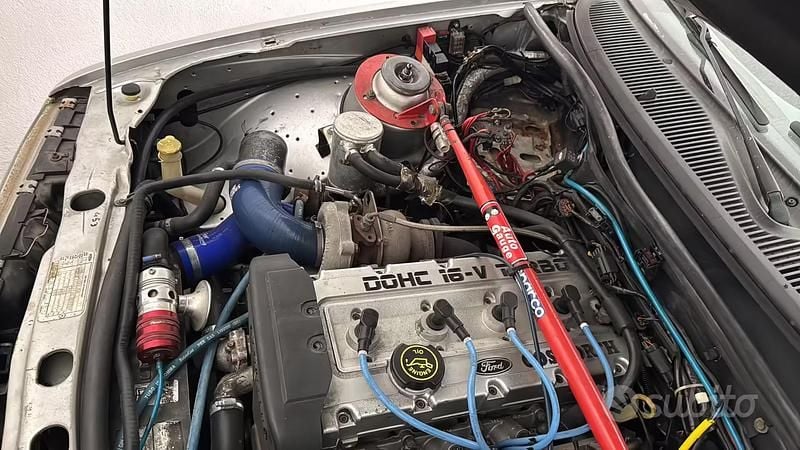 Usado Ford Sierra 215 CV (158 kW) 1991 Gris Berlina
