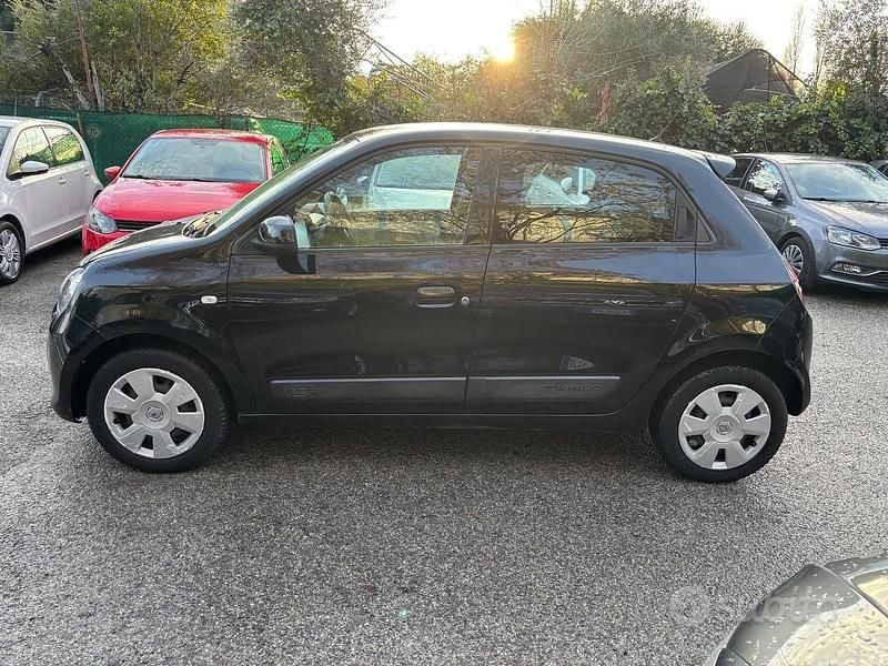 Gebraucht Renault Twingo 70 PS (51 kW) 2015 Schwarz Kleinwagen
