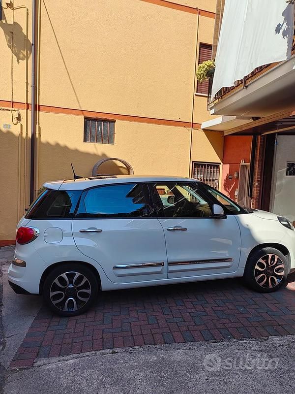 Usata Fiat 500L Lounge 85 CV (62 kW) 2019 Bianco Monovolume