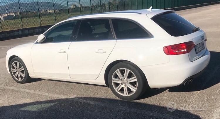 Usata Audi A4 Comfort 143 CV (105 kW) 2009 Bianco Berlina