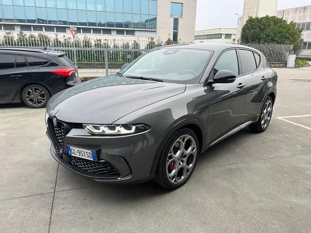Usata Alfa Romeo Tonale Edizione Speciale 131 CV (96 kW) 2022 Grigio scuro SUV