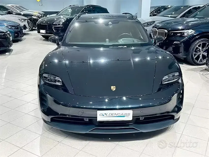 Usata Porsche Taycan Cross Turismo 139 kW (190 CV) 2022 Nero Station wagon