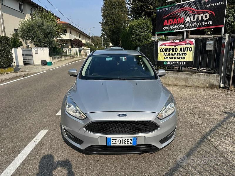 Usata Ford Focus Titanium 95 CV (69 kW) 2015 Grigio Berlina