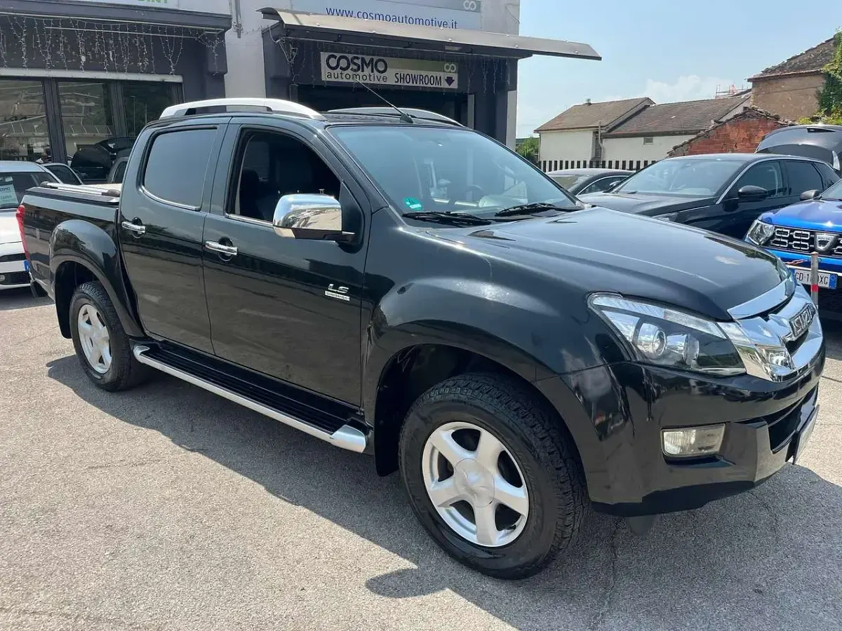 Usata Isuzu D-Max 163 CV (119 kW) 2015 Nero SUV