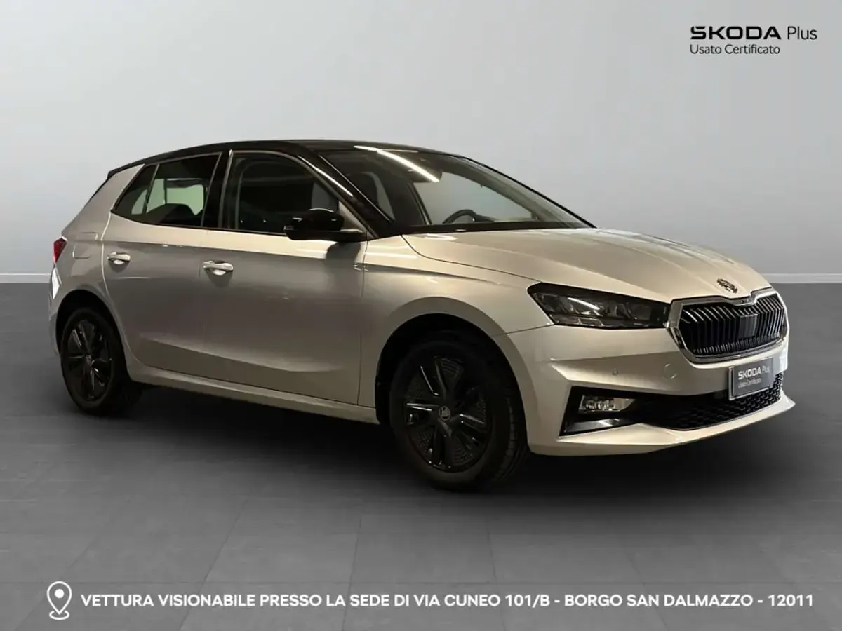 Käytetty Skoda Fabia 80 HP (58 kW) 2025 Hopea Viistoperä