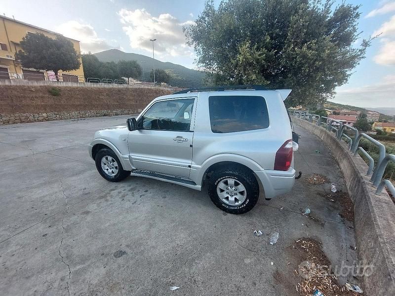 Usata Mitsubishi Pajero 160 CV (117 kW) 2003 SUV