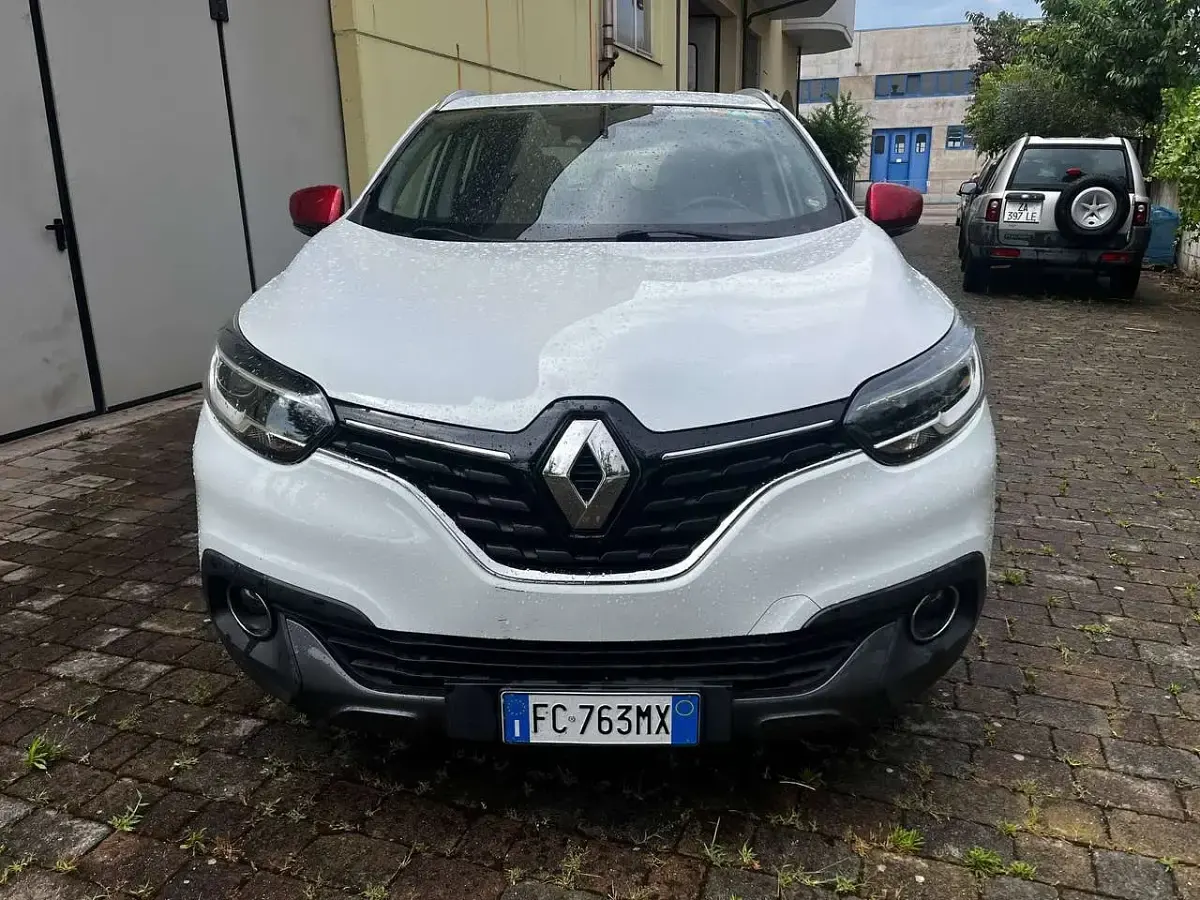 Usata Renault Kadjar Zen 131 CV (96 kW) 2016 Bianco SUV