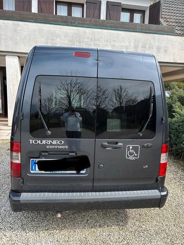 Begagnad Ford Courier 2008