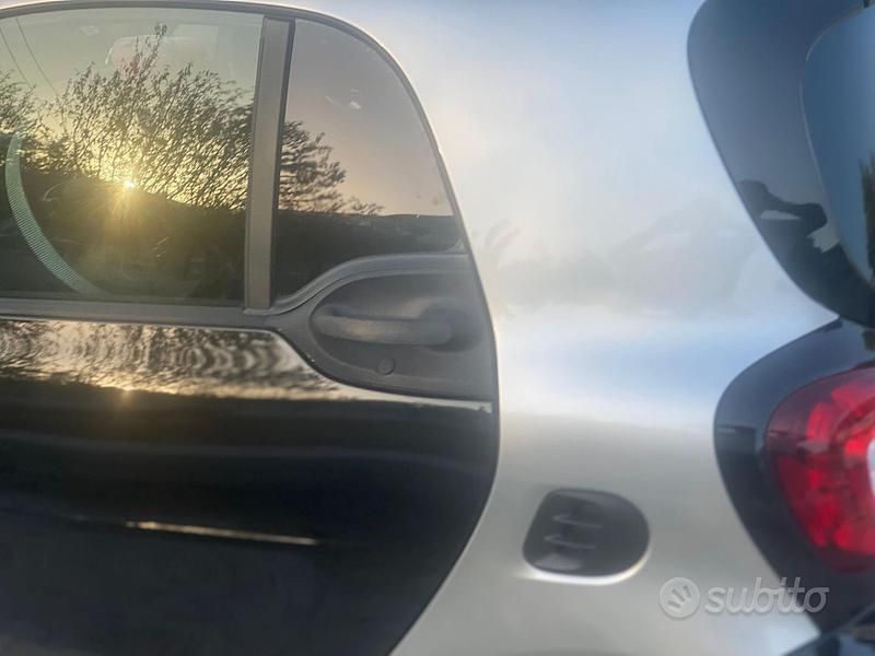 Usata Smart ForTwo Coupé 2019 Utilitaria