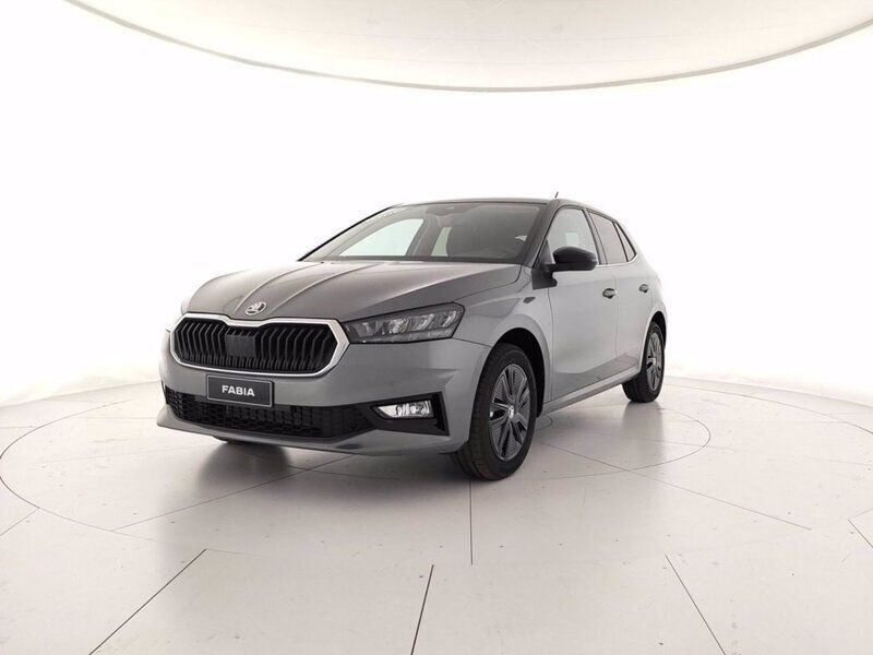 Grigio graphite metallizzato nero tulipa Nuova 2025 Skoda Fabia Selection Due volumi | 17.900 € (Buon prezzo) - Immagine 1/4