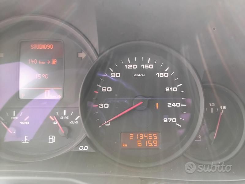 Usata Porsche Cayenne 239 CV (175 kW) 2009 Bianco SUV