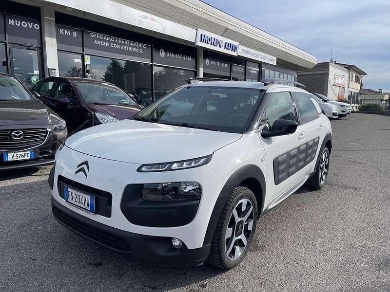 Bianco Usata 2018 Citroën C4 Shine SUV | 9900 € (Buon prezzo) - Immagine 1/4