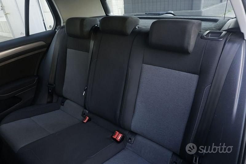 Usata VW Golf VII Highline 110 CV (80 kW) 2015 Grigio Berlina