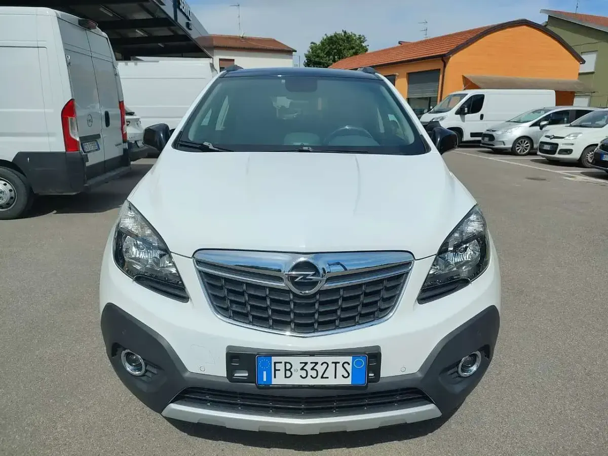 Usata Opel Mokka Cosmo 136 CV (100 kW) 2016 Bianco SUV