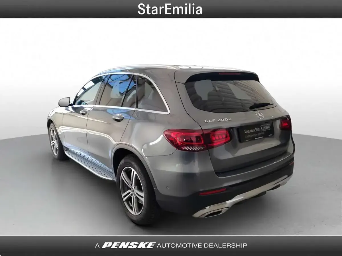 Usata Mercedes GLC200 163 CV (119 kW) 2019 Grigio SUV