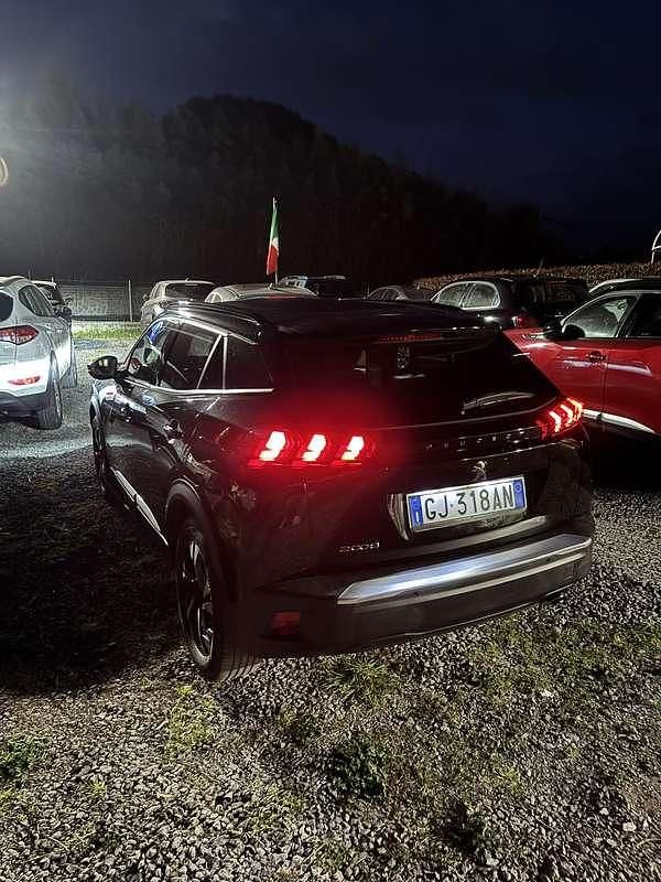 Usata Peugeot 2008 Allure 131 CV (96 kW) 2022 Nero SUV