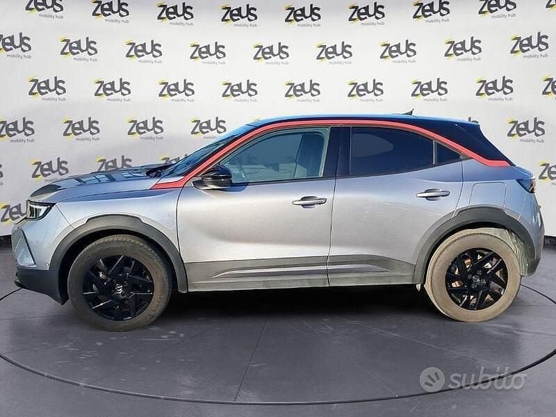 Usata Opel Mokka 101 CV (74 kW) 2023 Grigio SUV