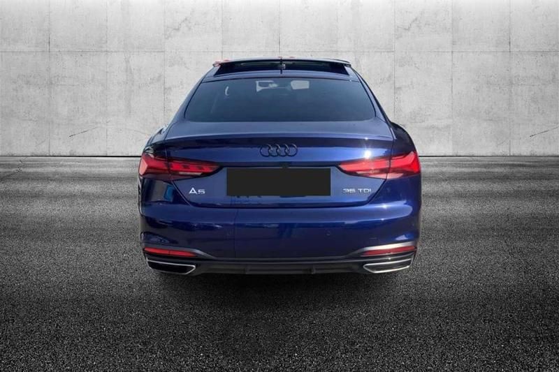 Usata Audi A5 Advanced 163 CV (119 kW) 2023 Blu/azzurro Coupé