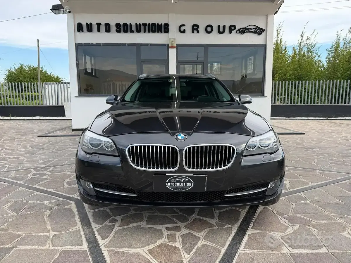 Usata BMW 520 184 CV (135 kW) 2011 Bluazzurro Station wagon