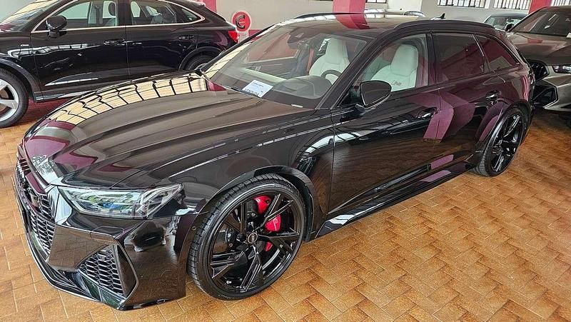 Usata Audi RS6 Exclusive 600 CV (441 kW) 2023 Nero Station wagon