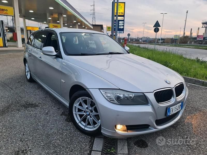 Usata BMW 316 116 CV (85 kW) 2011 Grigio Station wagon