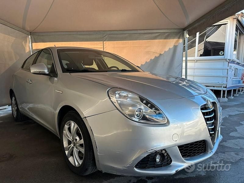 Usata Alfa Romeo Giulietta Distinctive 170 CV (125 kW) 2010 Grigio Berlina