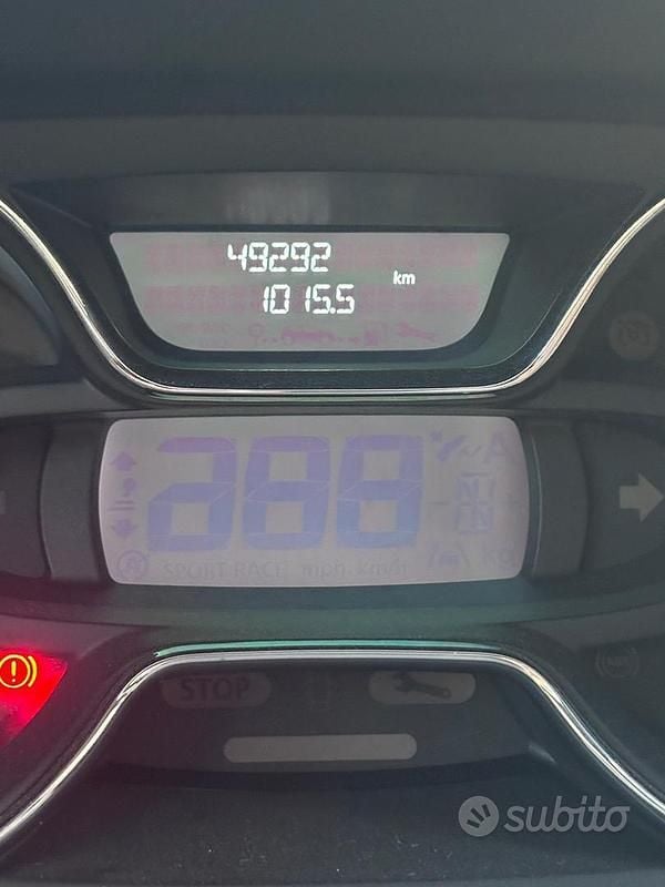 Usata Renault Captur 90 CV (66 kW) 2015 Grigio SUV